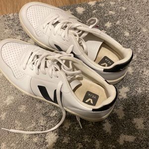 Veja sneakers